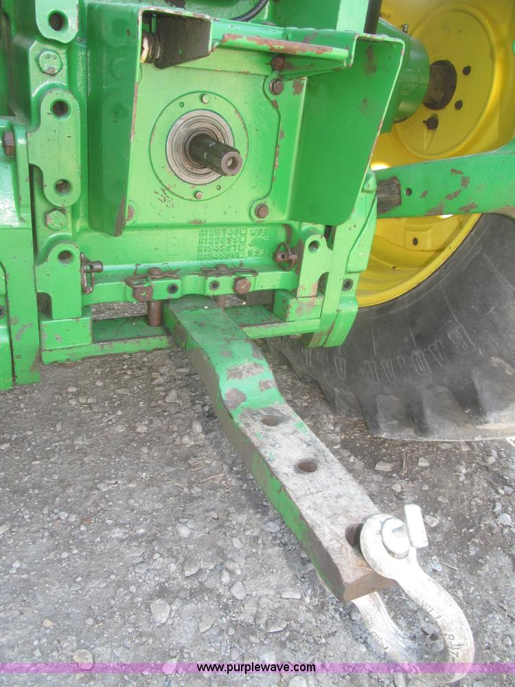 image for item F7337 1998 John Deere 7810 MFWD tractor