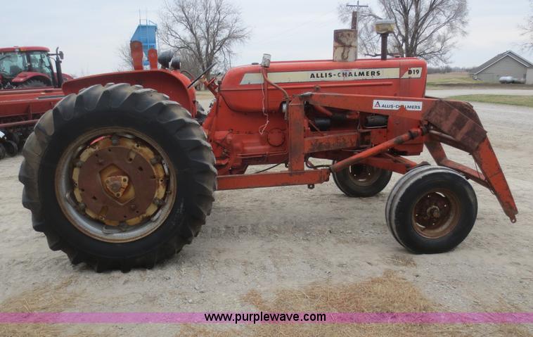 image for item F8214 1964 Allis Chalmers D19 tractor