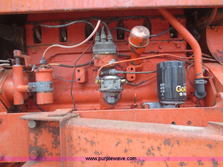 image for item F8214 1964 Allis Chalmers D19 tractor