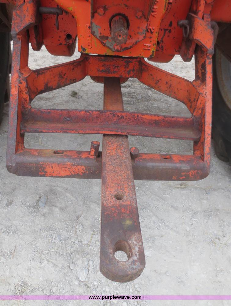 image for item F8214 1964 Allis Chalmers D19 tractor