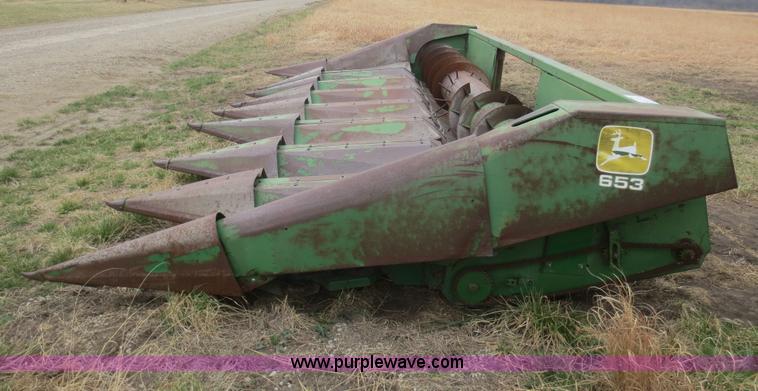 image for item F8217 John Deere 653 header