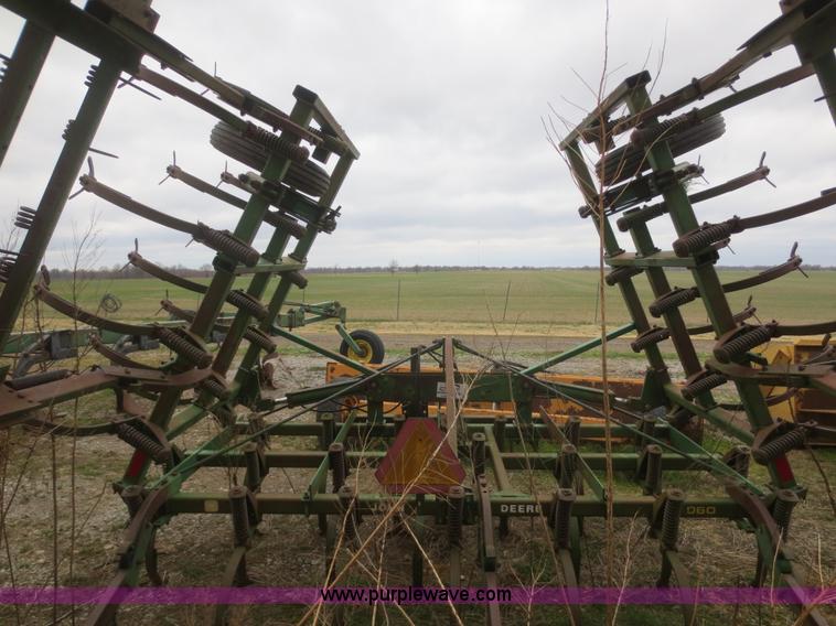 image for item F8224 John Deere 960 field cultivator