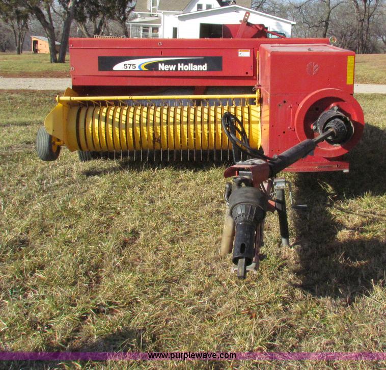image for item G4399 2007 New Holland 575 small square baler