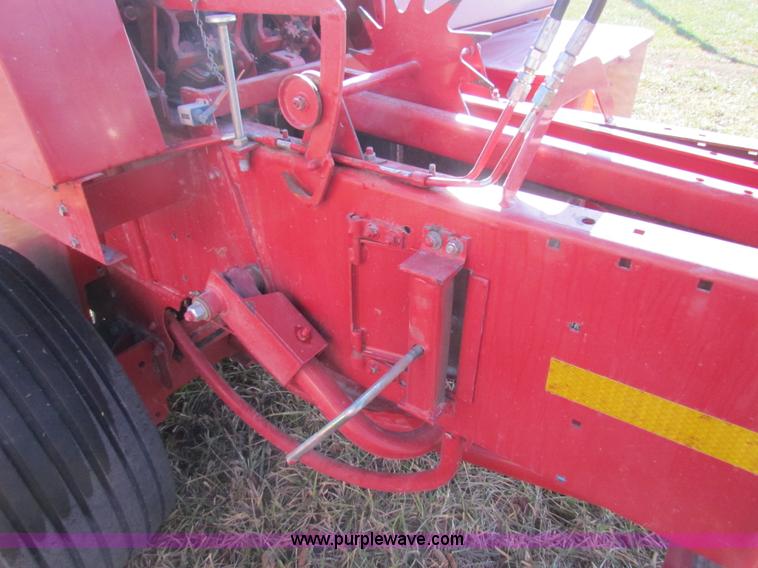 image for item G4399 2007 New Holland 575 small square baler