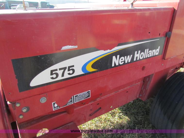 image for item G4399 2007 New Holland 575 small square baler