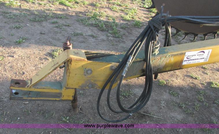 image for item G8367 Darf 917 folding wheel rake