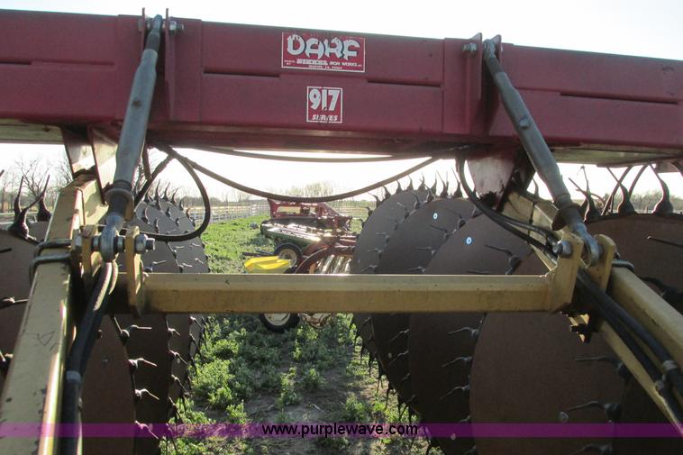 image for item G8367 Darf 917 folding wheel rake