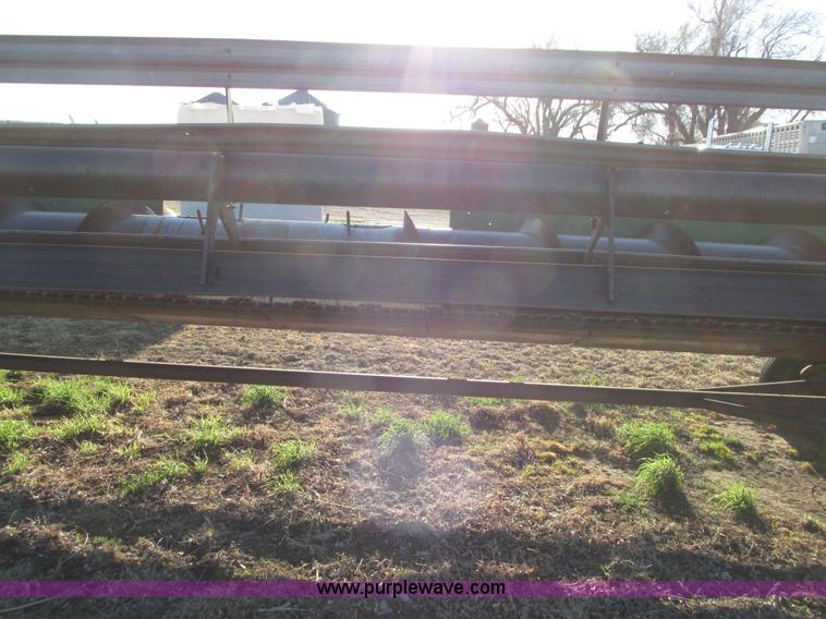 image for item G8443 1990 John Deere 930 platform header