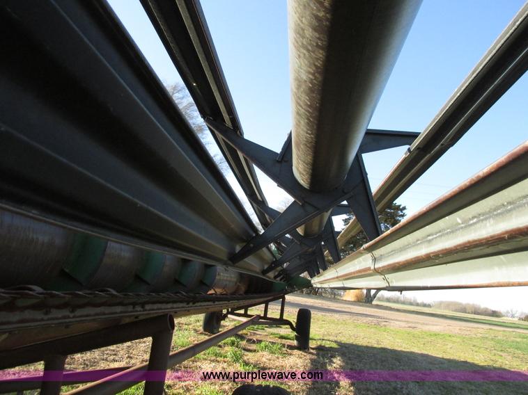 image for item G8443 1990 John Deere 930 platform header