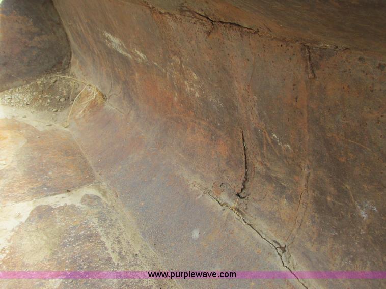 image for item G8791 1997 John Deere 7410 MFWD tractor