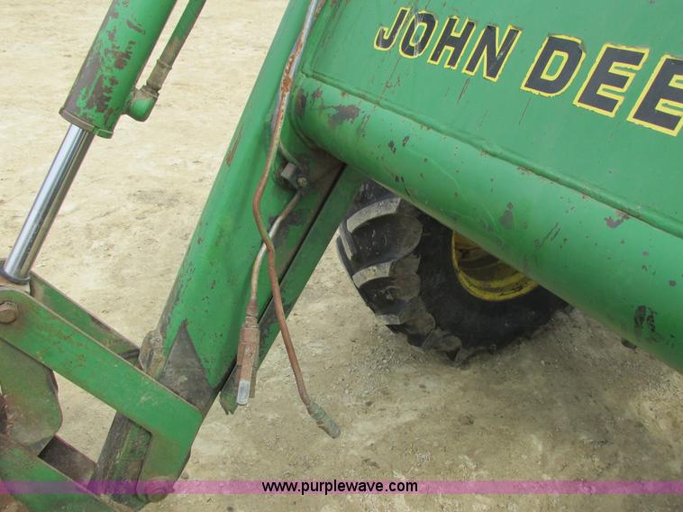 image for item G8791 1997 John Deere 7410 MFWD tractor