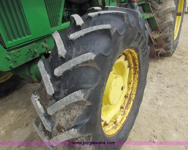 image for item G8791 1997 John Deere 7410 MFWD tractor