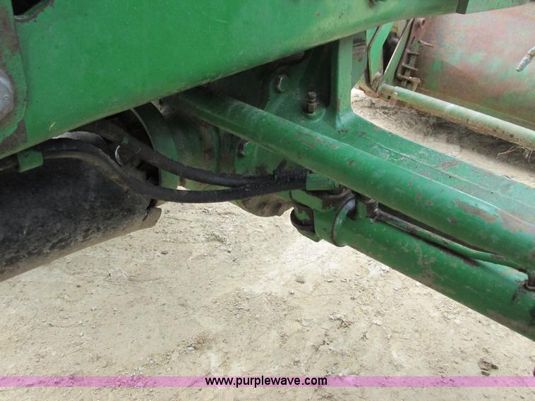 image for item G8791 1997 John Deere 7410 MFWD tractor