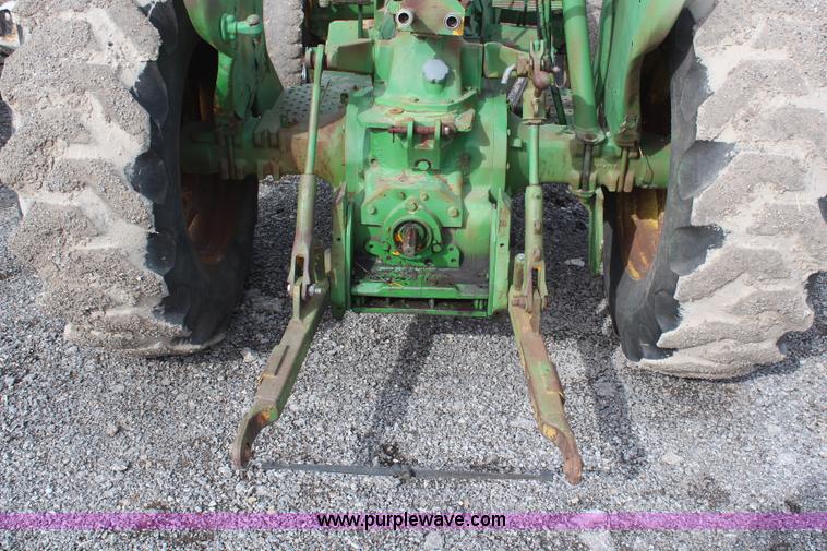 image for item H1414 John Deere 301 tractor