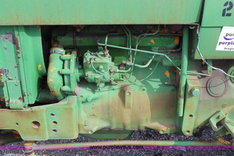 image for item H1414 John Deere 301 tractor