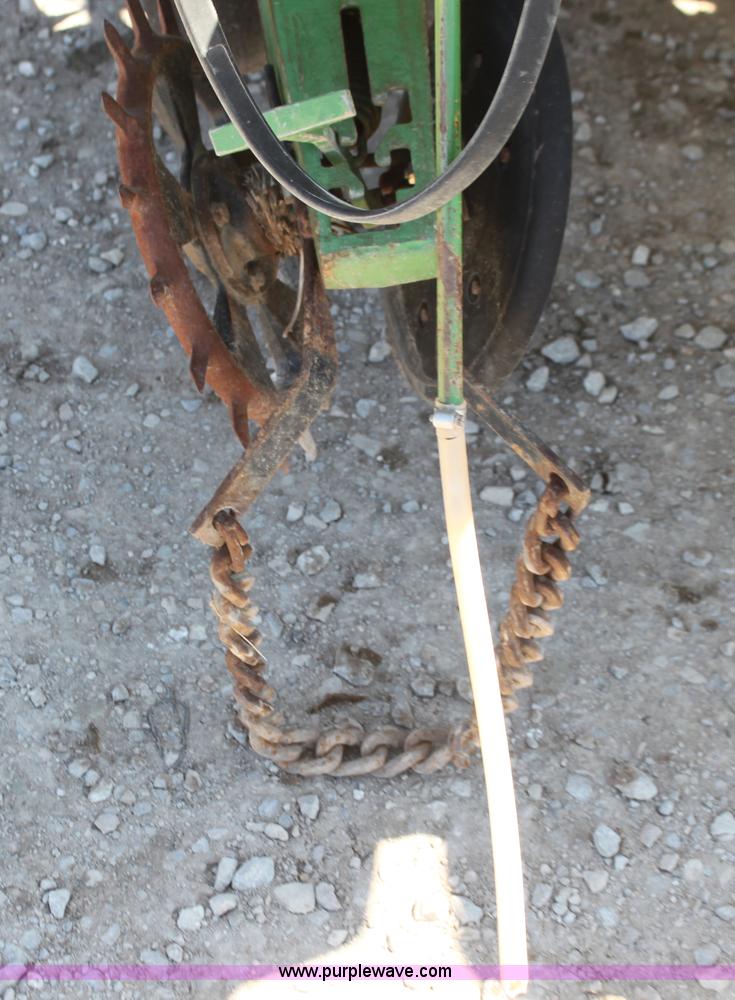 image for item H2148 1999 John Deere 1780 planter