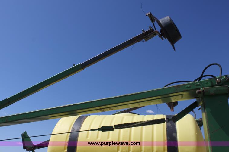 image for item H2148 1999 John Deere 1780 planter