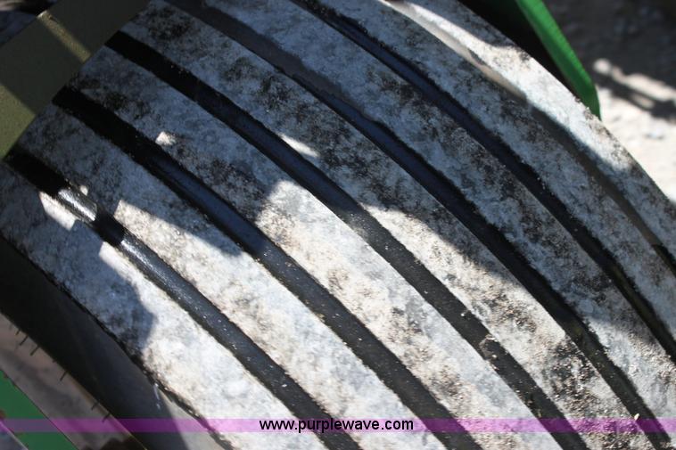 image for item H2148 1999 John Deere 1780 planter