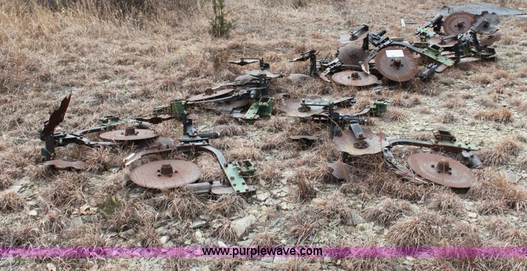 image for item H2161 (12) fertilizer strip-till attachments