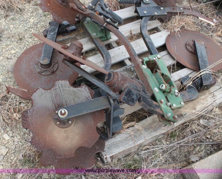 image for item H2161 (12) fertilizer strip-till attachments