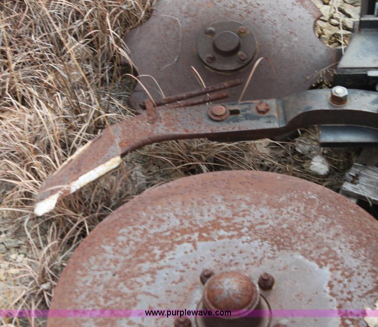 image for item H2161 (12) fertilizer strip-till attachments