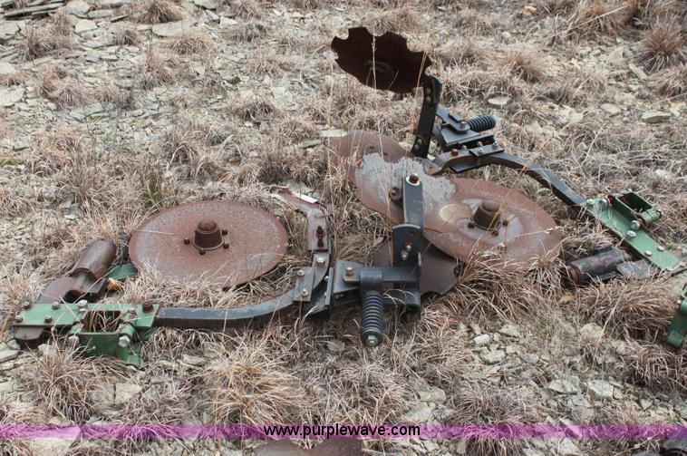 image for item H2161 (12) fertilizer strip-till attachments