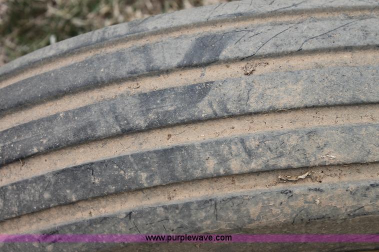 image for item H2162 1983 John Deere 7100 eight row planter