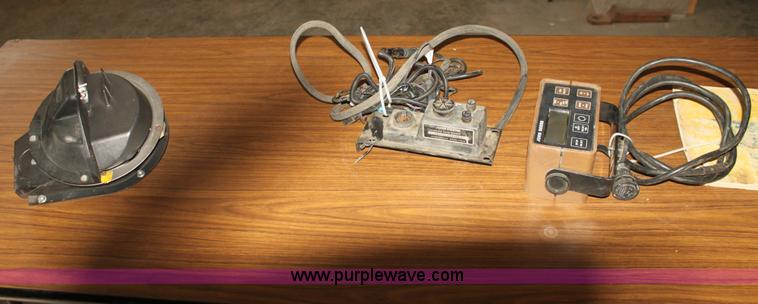 image for item H2162 1983 John Deere 7100 eight row planter