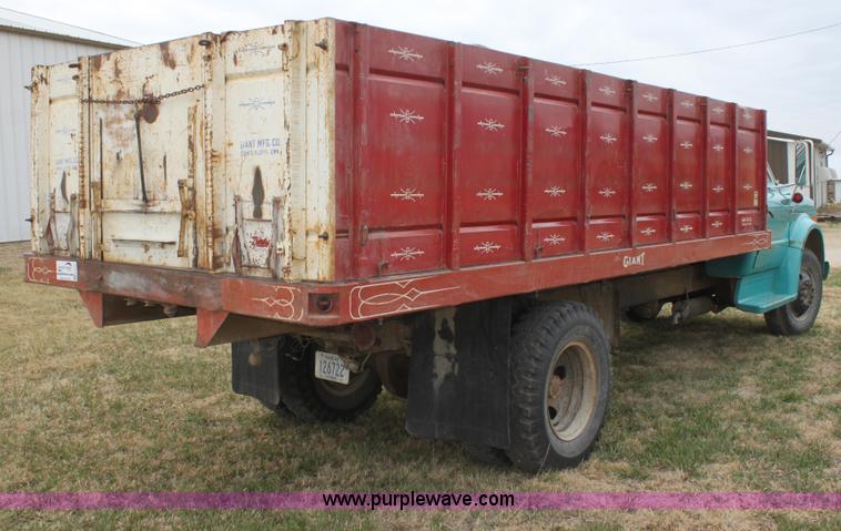 image for item H2177 1972 Chevrolet C50 grain truck