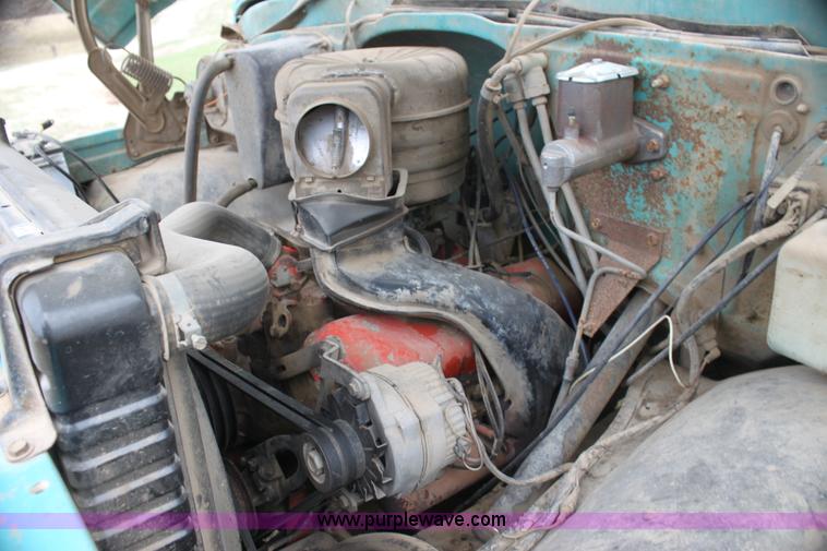 image for item H2177 1972 Chevrolet C50 grain truck