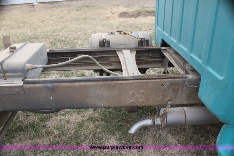 image for item H2177 1972 Chevrolet C50 grain truck