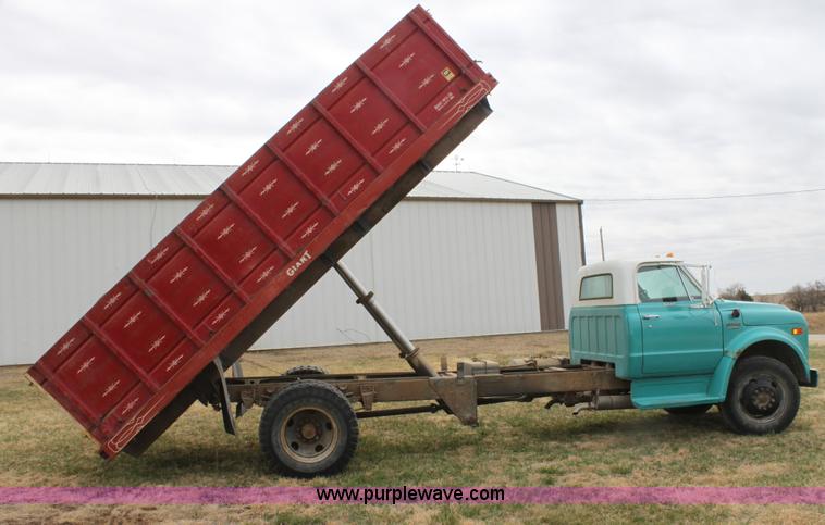 image for item H2177 1972 Chevrolet C50 grain truck