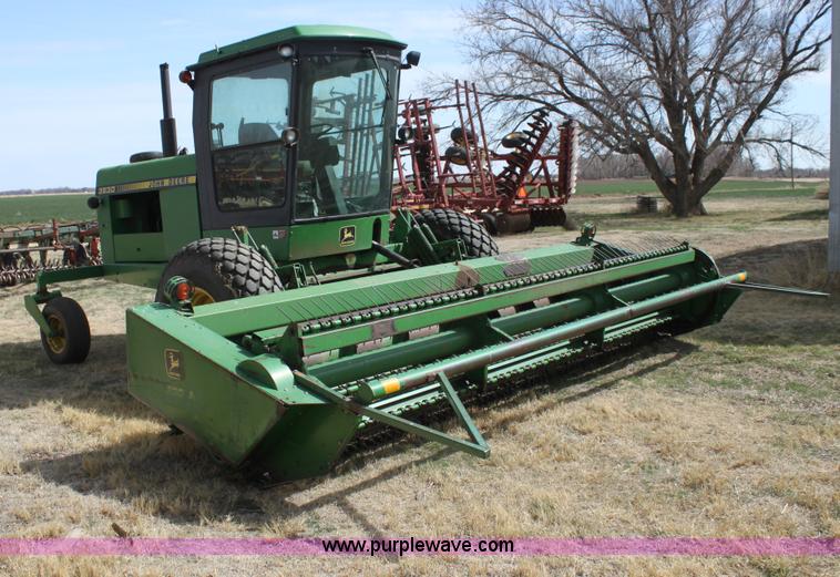 image for item H2197 1995 John Deere 3830 swather