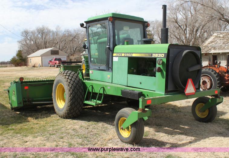 image for item H2197 1995 John Deere 3830 swather
