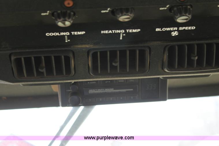 image for item H2197 1995 John Deere 3830 swather