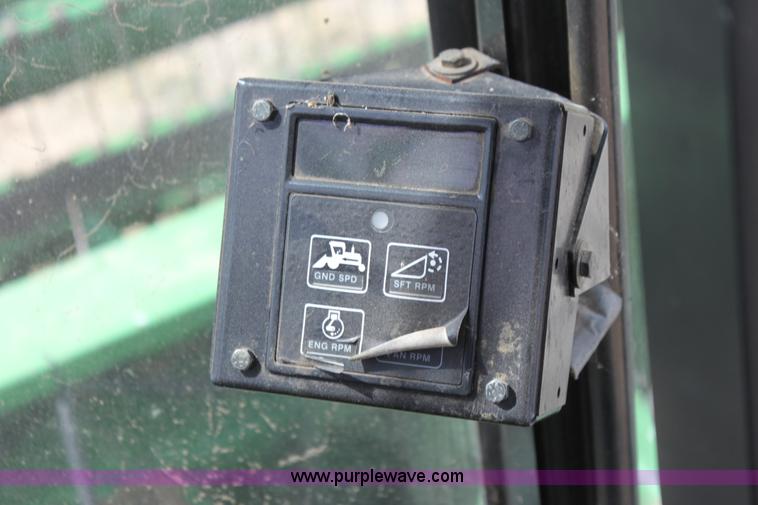 image for item H2197 1995 John Deere 3830 swather