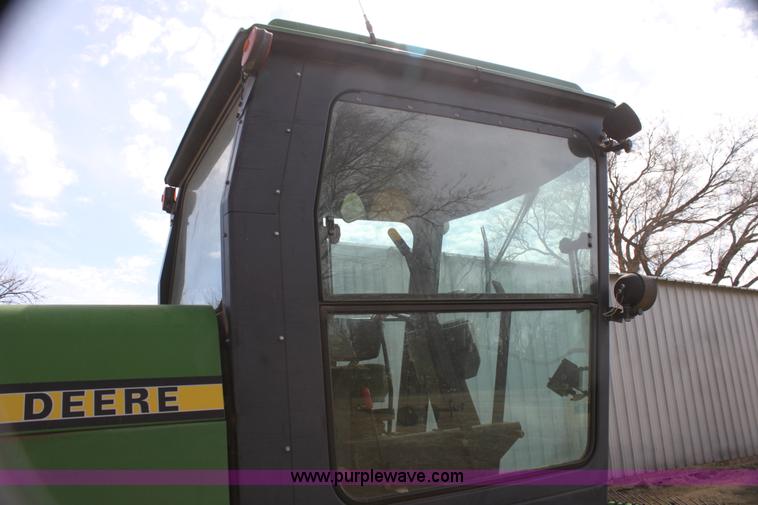 image for item H2197 1995 John Deere 3830 swather