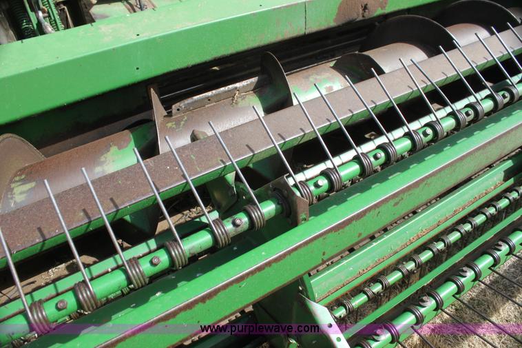 image for item H2197 1995 John Deere 3830 swather