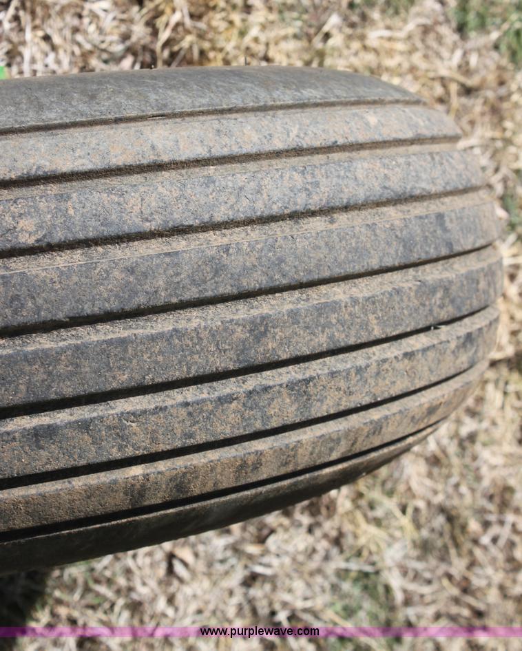 image for item H2197 1995 John Deere 3830 swather