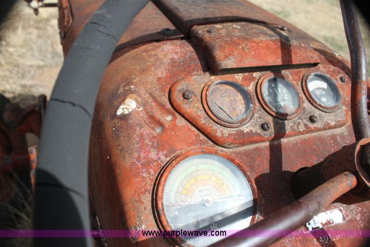 image for item H2198 International 300 utility tractor