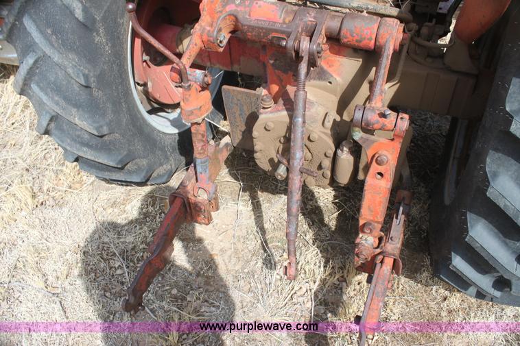 image for item H2198 International 300 utility tractor