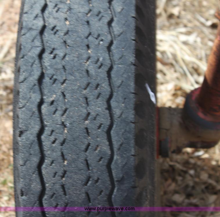 image for item H2198 International 300 utility tractor