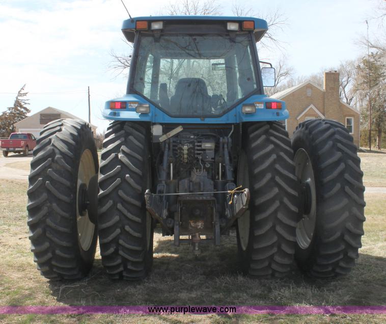 image for item H2202 1998 New Holland 8970 MFWD tractor