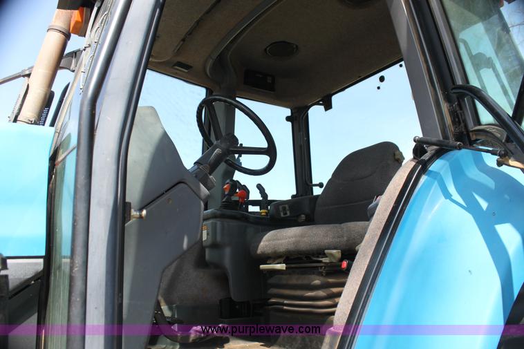 image for item H2202 1998 New Holland 8970 MFWD tractor