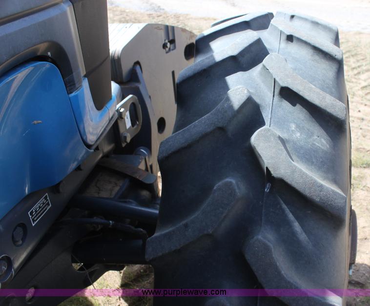 image for item H2202 1998 New Holland 8970 MFWD tractor