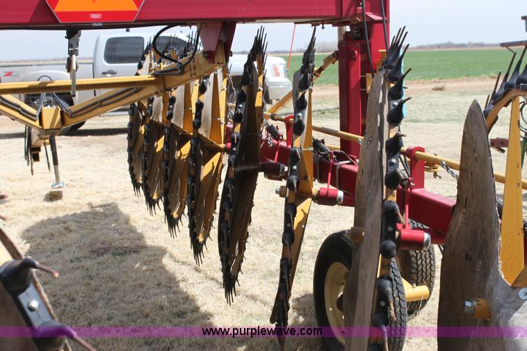 image for item H2206 1999 Darf 917 W-series nine wheel rake