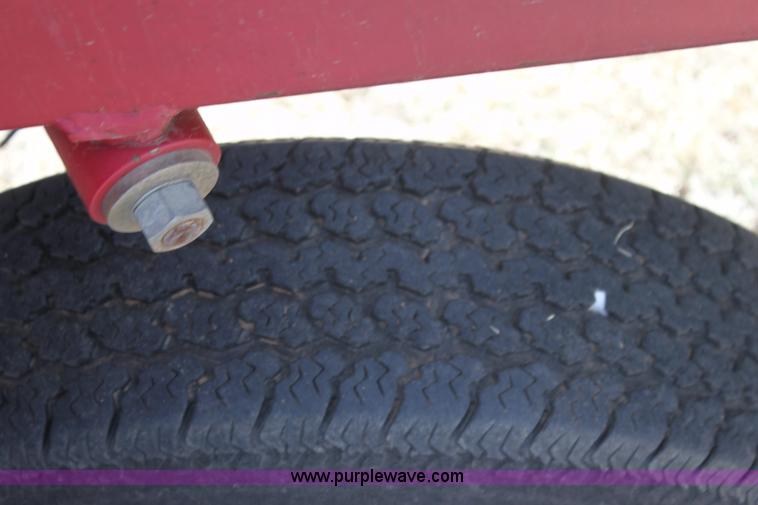 image for item H2206 1999 Darf 917 W-series nine wheel rake