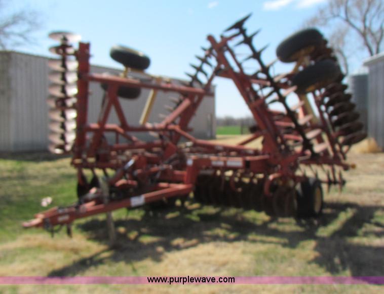 image for item H2210 2004 Krause 4990 28' folding disk