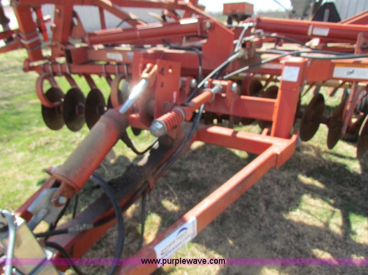 image for item H2210 2004 Krause 4990 28' folding disk