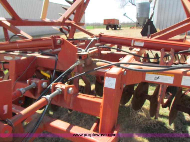 image for item H2210 2004 Krause 4990 28' folding disk